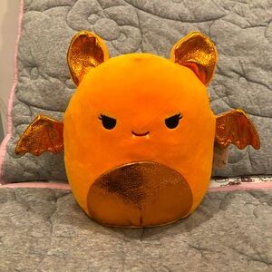 🦇 Squishmallows Select Series Tangie Orange Metallic Bat Halloween Mallow Mash